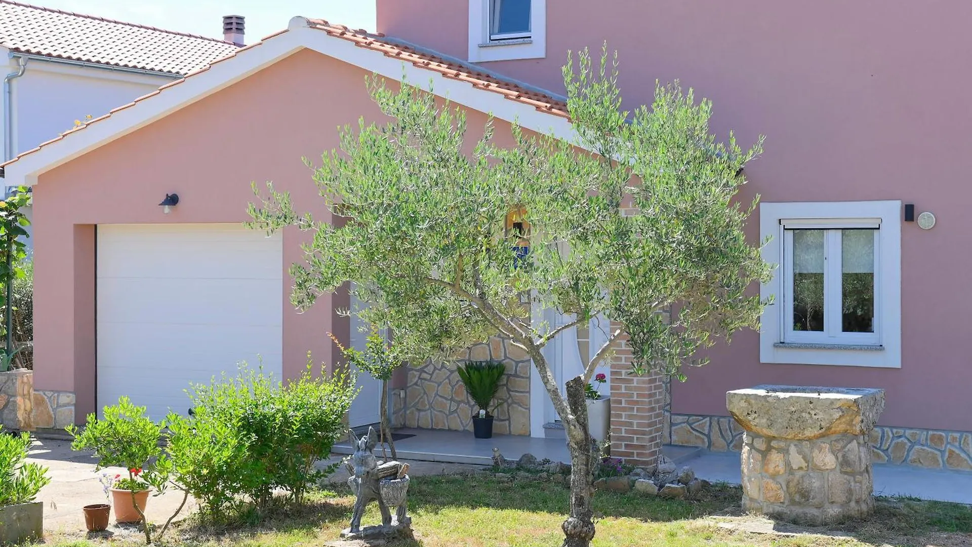 Vacation House Ulika Gabonjin Villa